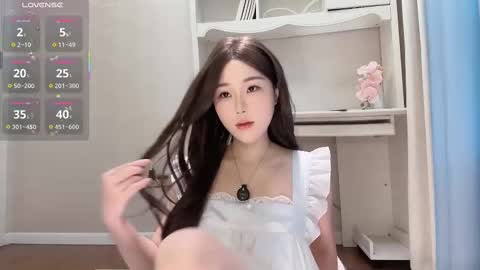 sililis online show from October 4, 2025, 8:23 am