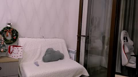 silk_ann online show from January 6, 2026, 4:27 am