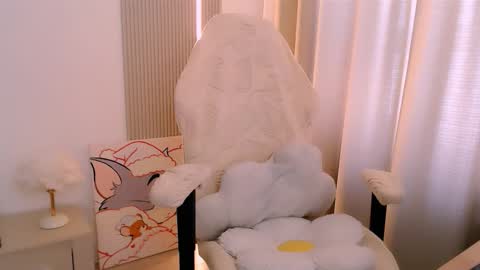 silk_ann online show from March 21, 2026, 4:06 am