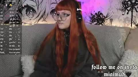 Snapshot of silly_soul chatting on April 24, 2026, 9:17 pm Mia online show from April 24, 2026, 9:17 pm