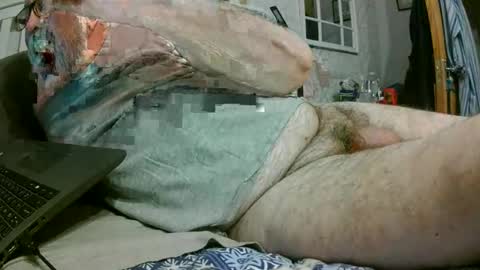 sillyoldman45221063 online show from May 15, 2026, 11:45 pm