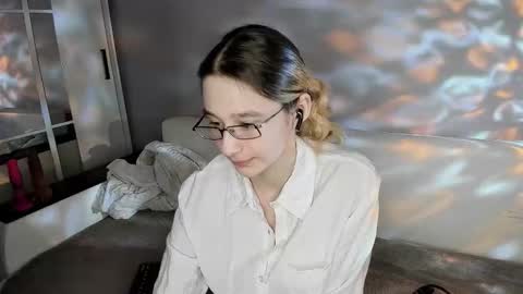 Kate online show from March 3, 2026, 8:15 pm