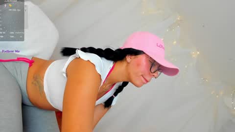 Silvanna online show from February 4, 2025, 3:15 pm