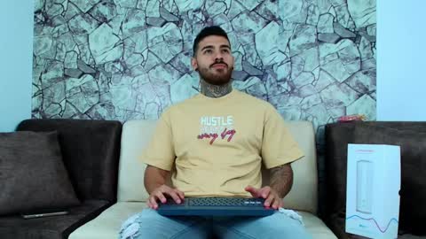 silavno online show from December 14, 2024, 2:34 am