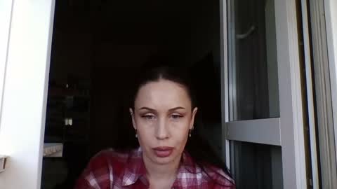 silver_still online show from April 8, 2026, 8:47 am