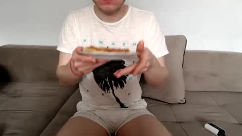 Snapshot of silverbob2024 chatting on March 12, 2025, 9:34 am Sir online show from March 12, 2025, 9:34 am