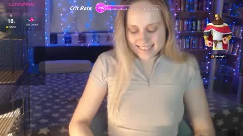 silvercherub online show from November 17, 2025, 10:59 pm