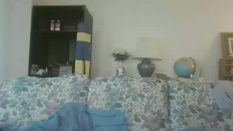 silverfunfox online show from April 5, 2026, 8:06 pm