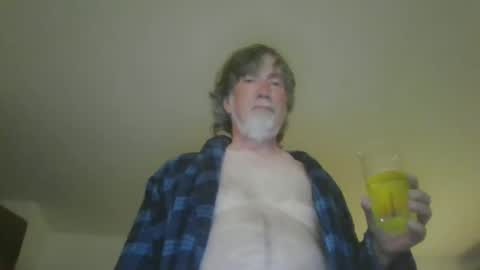 silverfunfox online show from June 10, 2026, 2:01 am