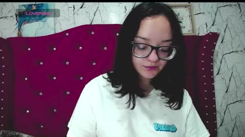 Snapshot of silvia_ls chatting on December 9, 2024, 12:45 am silvia_ls online show from December 9, 2024, 12:45 am