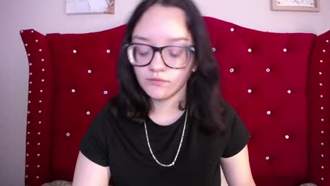 Snapshot of silvia_ls chatting on February 13, 2025, 12:35 am silvia_ls online show from February 13, 2025, 12:35 am