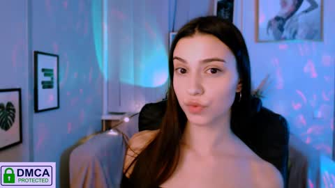 Snapshot of silvia_queen1 chatting on December 22, 2024, 11:52 pm Silvia nude in pvt online show from December 22, 2024, 11:52 pm
