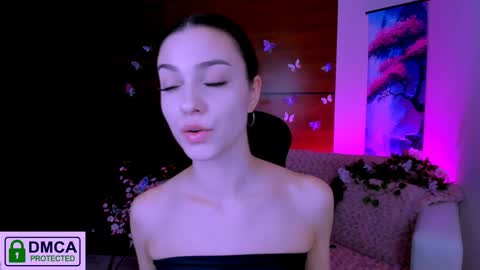 Snapshot of silvia_queen1 chatting on December 24, 2024, 9:44 pm Silvia nude in pvt online show from December 24, 2024, 9:44 pm