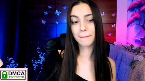 Snapshot of silvia_queen1 chatting on January 23, 2025, 2:33 am Silvia nude in pvt online show from January 23, 2025, 2:33 am