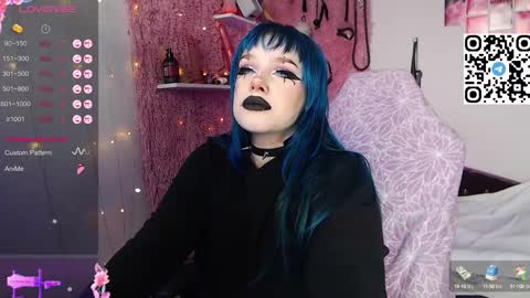 silvia_santorskii online show from March 4, 2025, 7:41 am