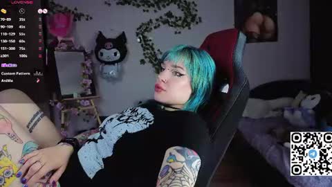 silvia_santorskii online show from June 17, 2026, 8:06 am