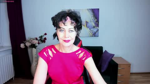 Snapshot of silvia_wallec chatting on April 26, 2026, 5:32 pm Silvia Wallec online show from April 26, 2026, 5:32 pm