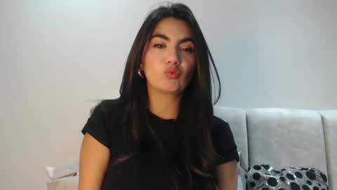 Snapshot of silviecollins chatting on September 11, 2025, 1:17 am Silvie online show from September 11, 2025, 1:17 am