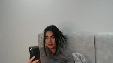 Snapshot of silviecollins chatting on September 28, 2025, 5:24 am Silvie online show from September 28, 2025, 5:24 am