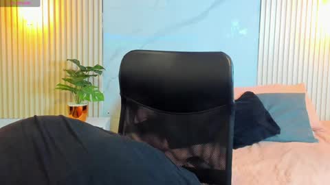 Snapshot of simeone_panda chatting on January 26, 2025, 12:33 pm simeone_panda online show from January 26, 2025, 12:33 pm