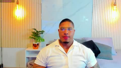 Snapshot of simeone_panda chatting on February 6, 2025, 11:54 am simeone_panda online show from February 6, 2025, 11:54 am