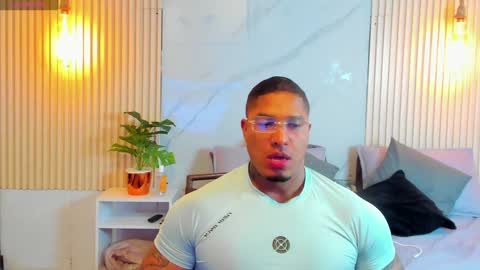Snapshot of simeone_panda chatting on February 7, 2025, 6:13 pm simeone_panda online show from February 7, 2025, 6:13 pm