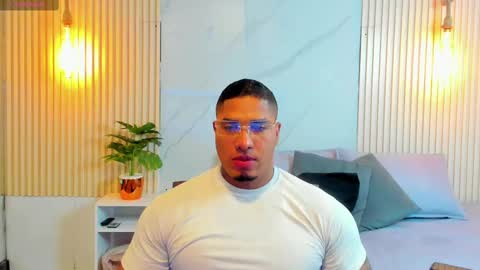 Snapshot of simeone_panda chatting on February 12, 2025, 11:51 am simeone_panda online show from February 12, 2025, 11:51 am
