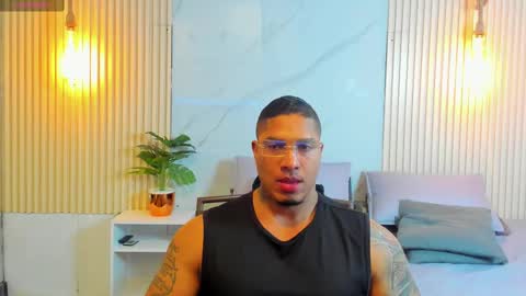 Snapshot of simeone_panda chatting on February 21, 2025, 1:11 pm simeone_panda online show from February 21, 2025, 1:11 pm