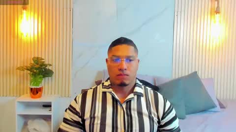 Snapshot of simeone_panda chatting on February 23, 2025, 12:37 pm simeone_panda online show from February 23, 2025, 12:37 pm