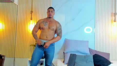 Snapshot of simeone_panda chatting on February 26, 2025, 1:52 pm simeone_panda online show from February 26, 2025, 1:52 pm