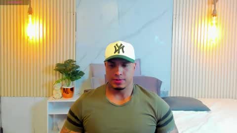 Snapshot of simeone_panda chatting on March 9, 2025, 12:20 pm simeone_panda online show from March 9, 2025, 12:20 pm