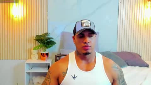 Snapshot of simeone_panda chatting on March 12, 2025, 2:56 pm simeone_panda online show from March 12, 2025, 2:56 pm