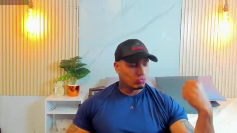 Snapshot of simeone_panda chatting on March 12, 2025, 11:33 pm simeone_panda online show from March 12, 2025, 11:33 pm