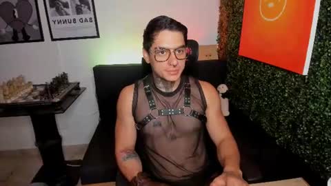 Snapshot of simon_cortes chatting on August 1, 2026, 11:42 am Simon Cortes online show from August 1, 2026, 11:42 am