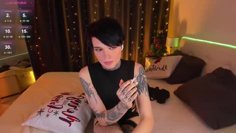 Snapshot of simona_rain chatting on December 19, 2024, 8:56 am Simona online show from December 19, 2024, 8:56 am