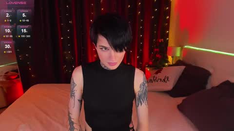 Snapshot of simona_rain chatting on December 19, 2024, 12:01 pm Simona online show from December 19, 2024, 12:01 pm