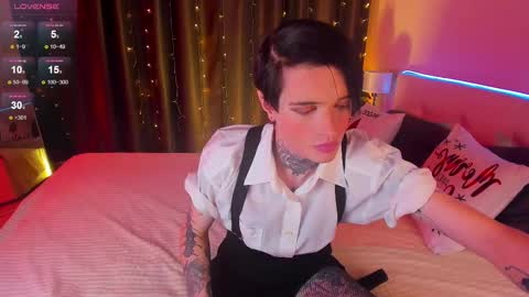 Snapshot of simona_rain chatting on December 22, 2024, 8:47 pm Simona online show from December 22, 2024, 8:47 pm