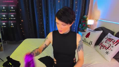 Snapshot of simona_rain chatting on January 7, 2025, 5:33 am Simona online show from January 7, 2025, 5:33 am