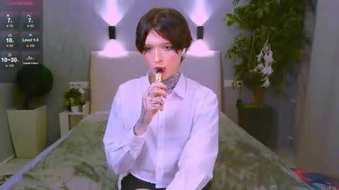 Snapshot of simona_rain chatting on February 3, 2025, 1:08 pm Simona online show from February 3, 2025, 1:08 pm
