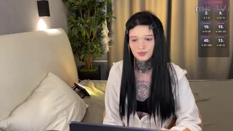 Snapshot of simona_rain chatting on February 21, 2025, 10:39 am Simona online show from February 21, 2025, 10:39 am