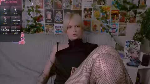 Snapshot of simona_rain chatting on September 30, 2025, 10:37 pm Simona online show from September 30, 2025, 10:37 pm