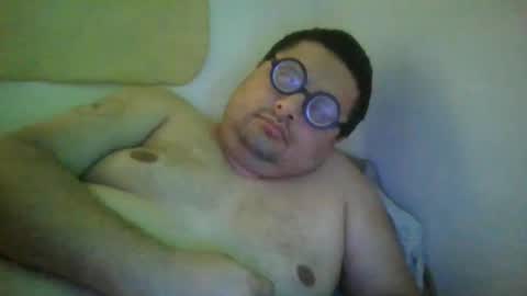 Snapshot of simonaclausen chatting on June 27, 2026, 7:19 pm Simon online show from June 27, 2026, 7:19 pm
