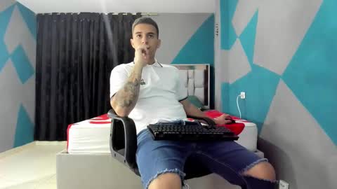 SIMON KELER online show from December 29, 2024, 12:30 am