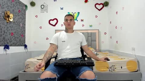 SIMON KELER online show from September 11, 2025, 11:38 pm