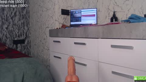 Snapshot of simplegirl1996 chatting on February 24, 2025, 2:58 pm regina online show from February 24, 2025, 2:58 pm