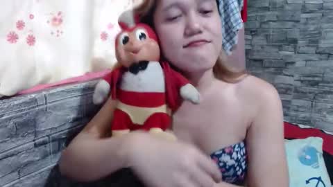 Ela online show from November 28, 2025, 2:14 am