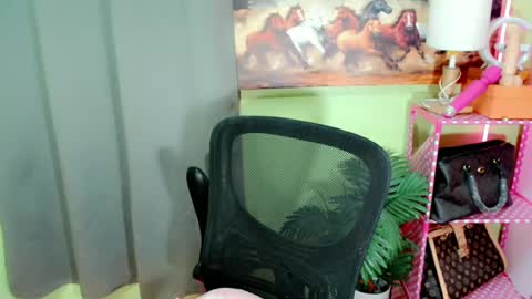 Snapshot of simplepinayx chatting on June 20, 2026, 7:00 am call me nath online show from June 20, 2026, 7:00 am