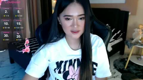 Adrianna Fowler online show from May 17, 2026, 2:20 am