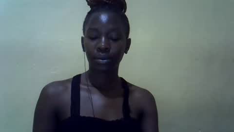 simplyloy33 online show from July 25, 2026, 12:42 am
