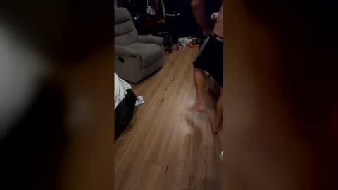 simsimeon online show from March 6, 2026, 11:39 am